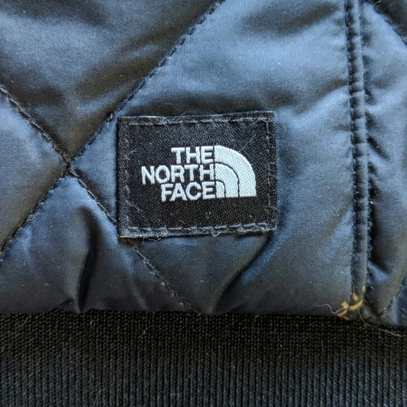 North Face Reversible Bomber Jacket - Picture 2 of 6